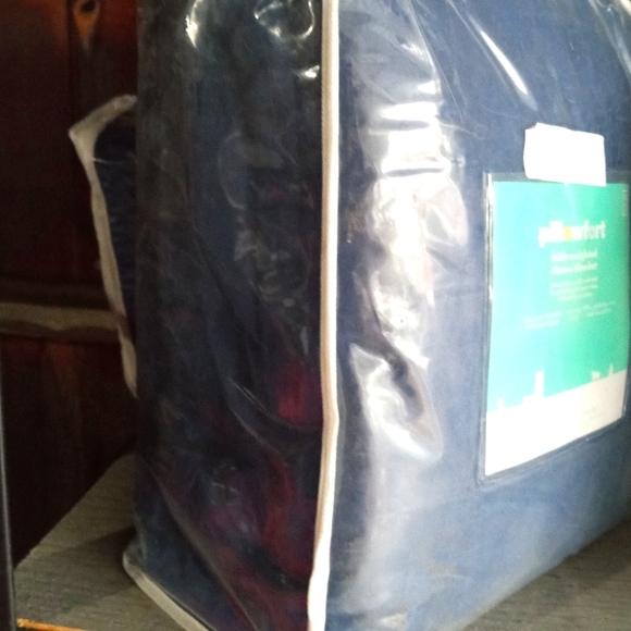 Pillow Fort Kids Blue 6lb Weighted Blanket - Picture 1 of 1